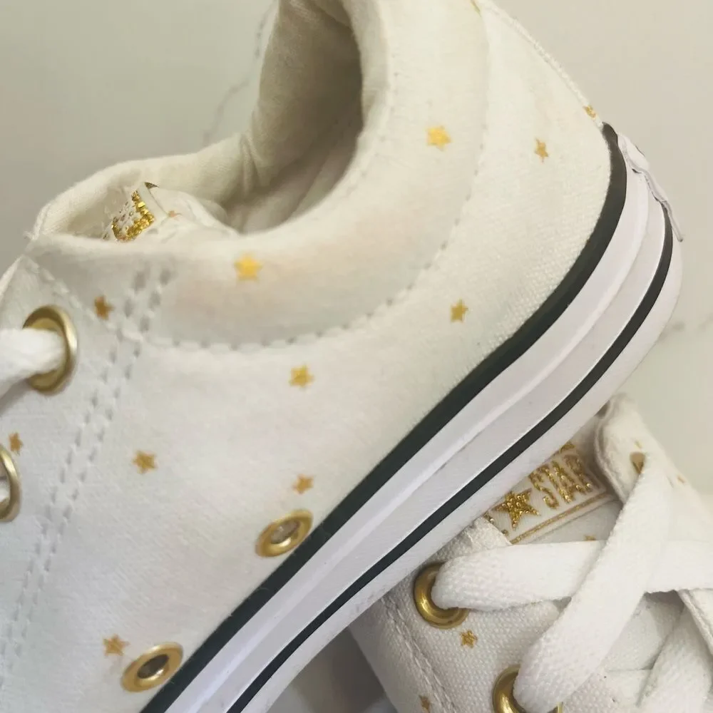 Converse White and Gold Star Sneakers with Classic Low-Top Design